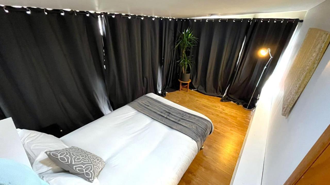 Elegant 2 Bedroom Chalet Edinburgh Exterior photo
